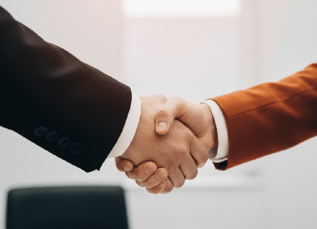 Sanzione per dichiarazione infedele al socio accomandante: legittima?