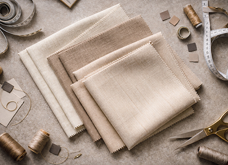 Abito su misura per “privato” americano su tessuti del cliente e Iva